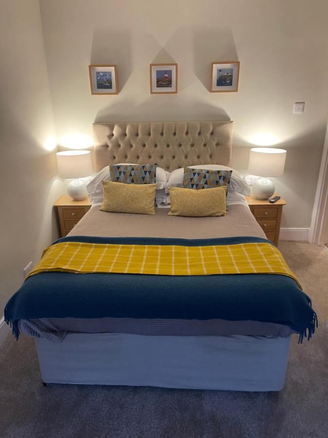 Horncliffe Room Only Accommodation Seahouses Exteriör bild
