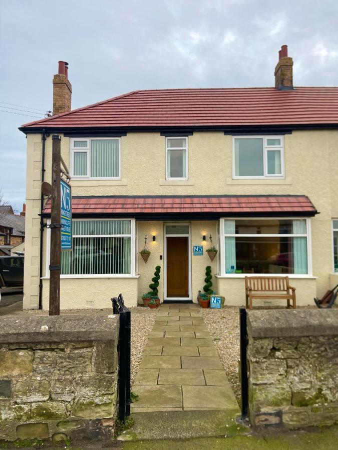 Horncliffe Room Only Accommodation Seahouses Exteriör bild